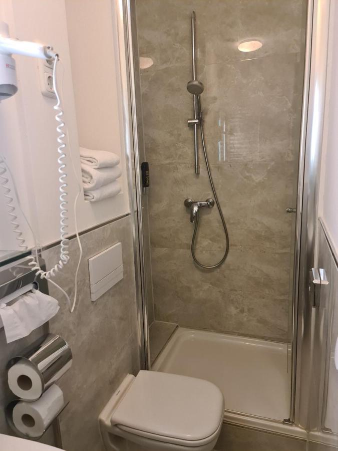 Altan Hotel Αμβούργο Εξωτερικό φωτογραφία