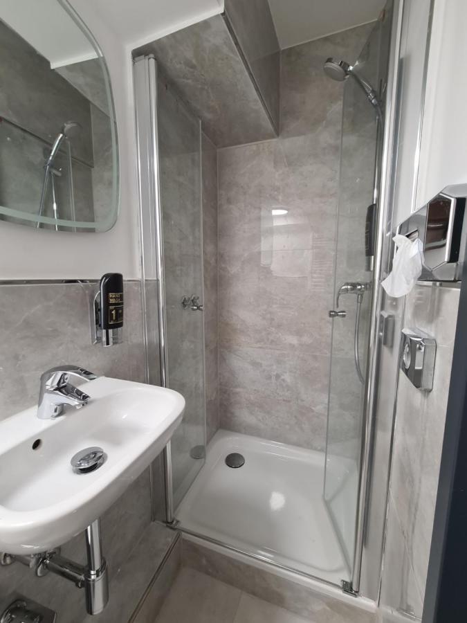 Altan Hotel Αμβούργο Εξωτερικό φωτογραφία